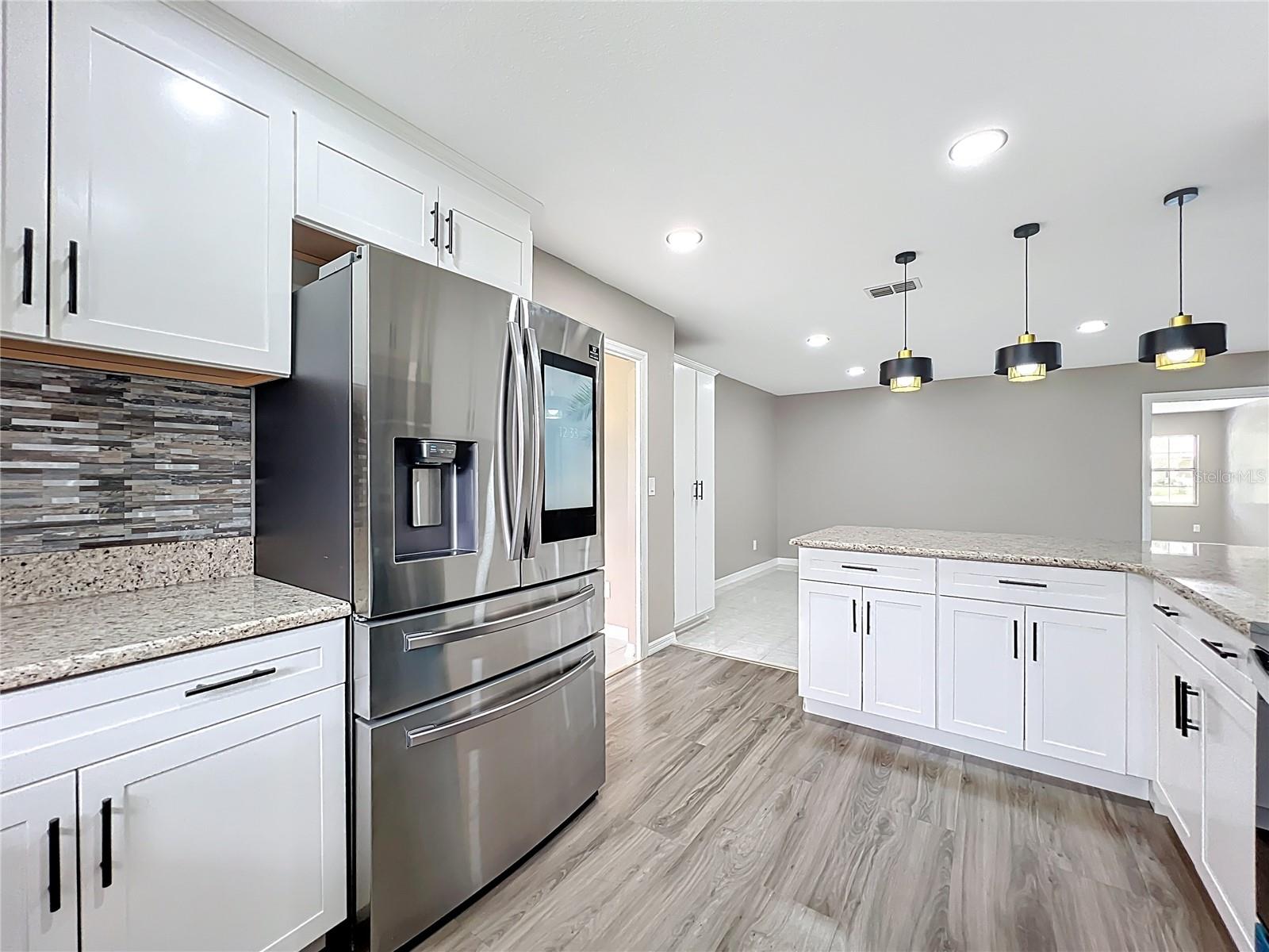 Image 13 of 53 For 9278 Spring Road