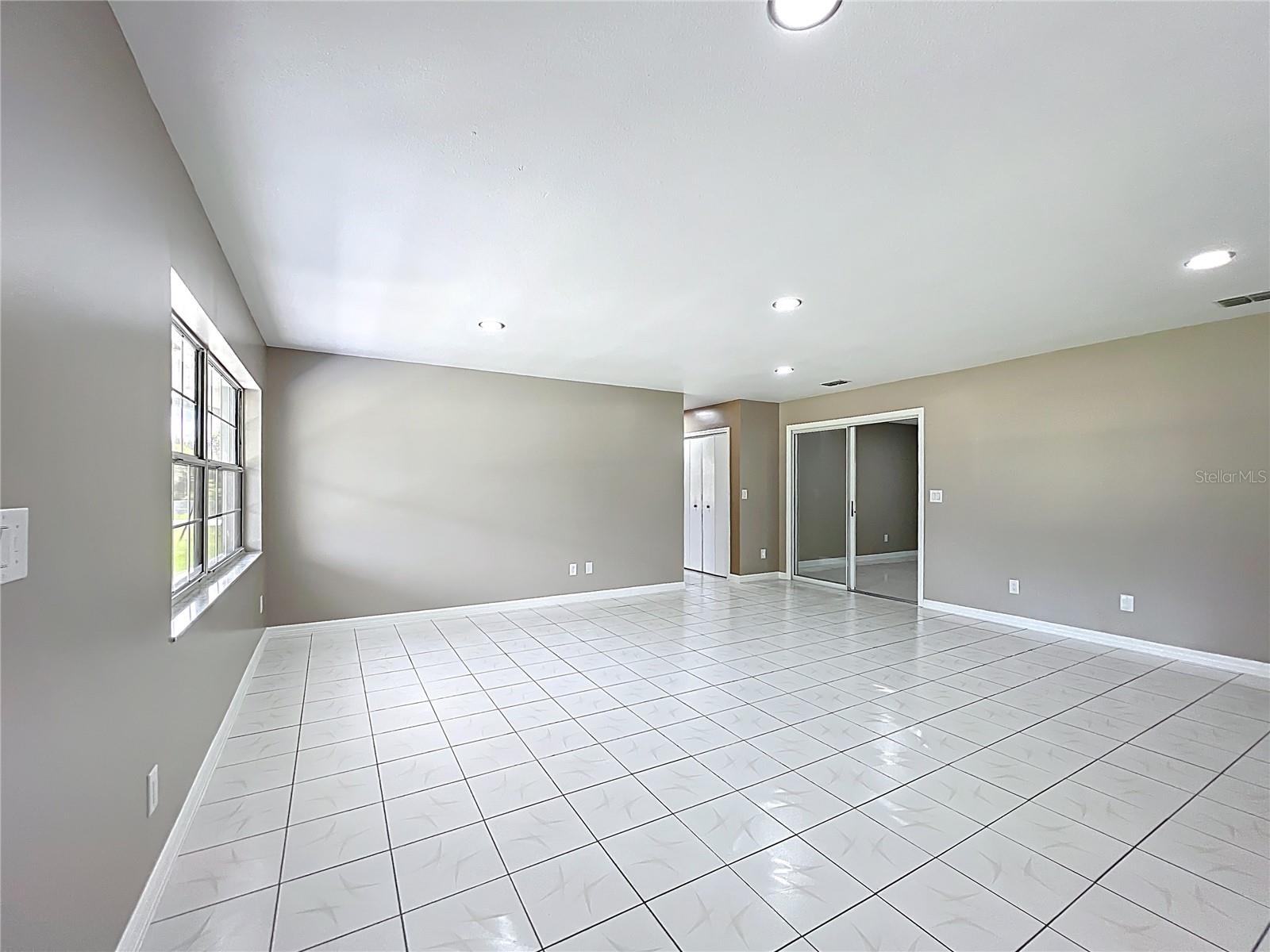 Image 6 of 53 For 9278 Spring Road