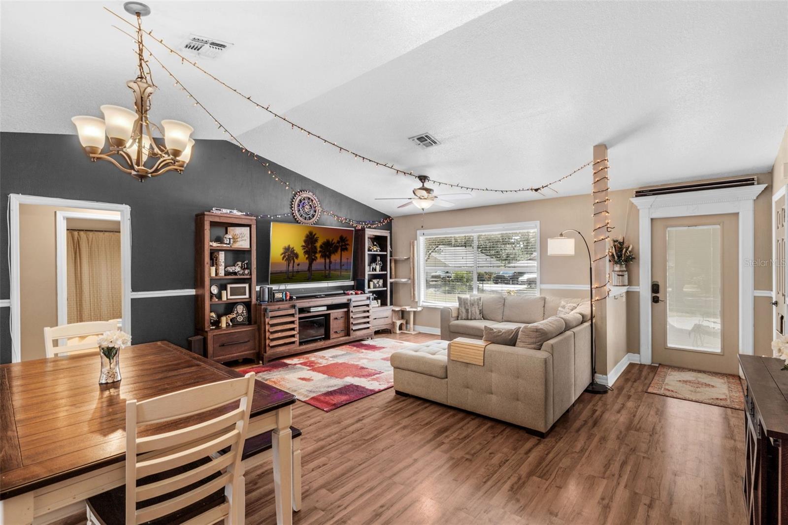 Image 3 of 25 For 1421 16th Street