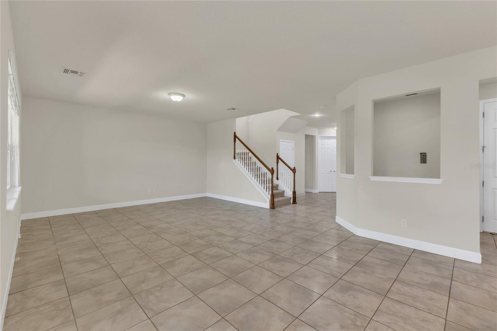 Image 5 of 33 For 12026 Autumn Fern Lane