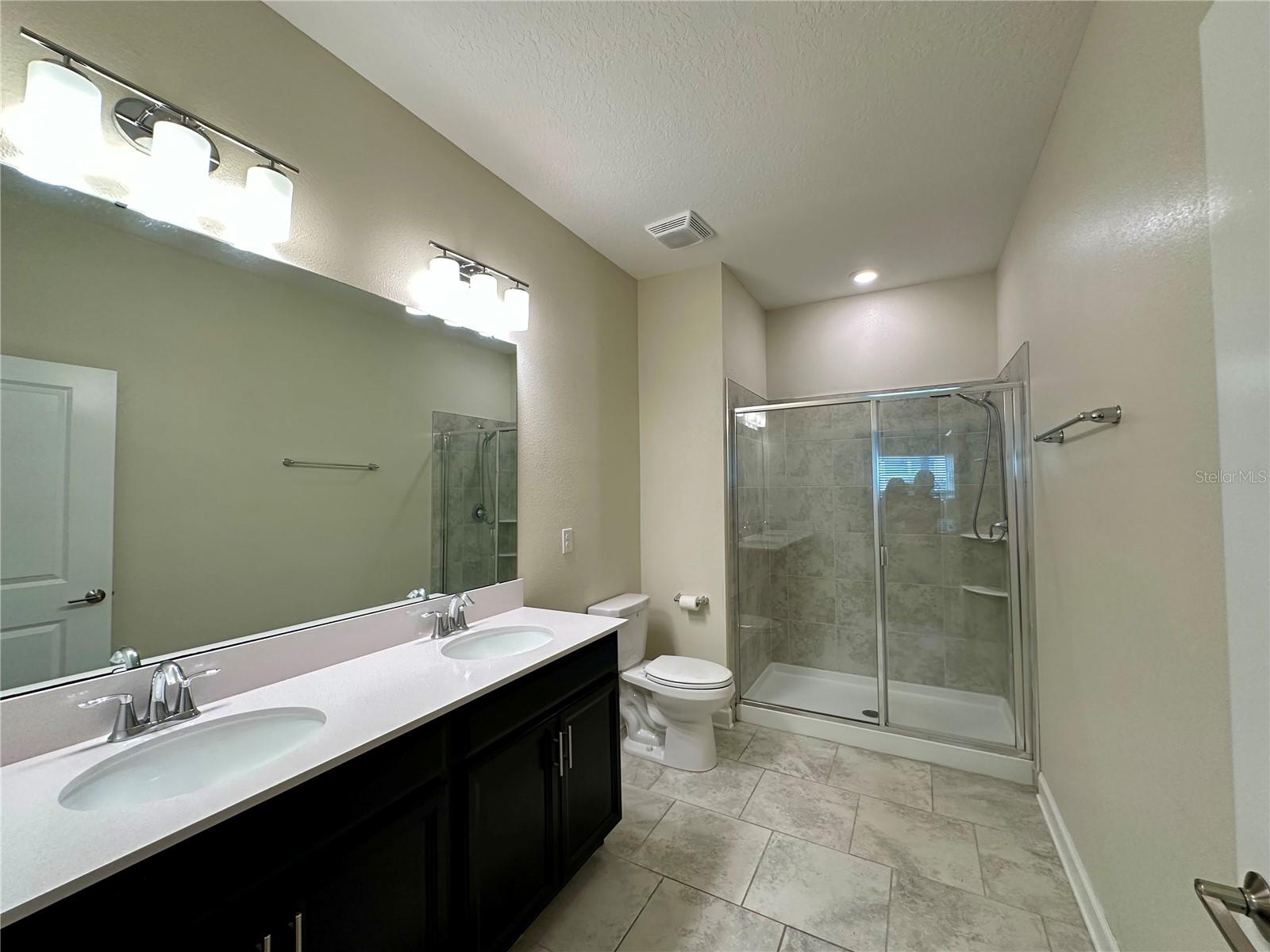 Image 10 of 34 For 1068 Quaker Ridge Lane