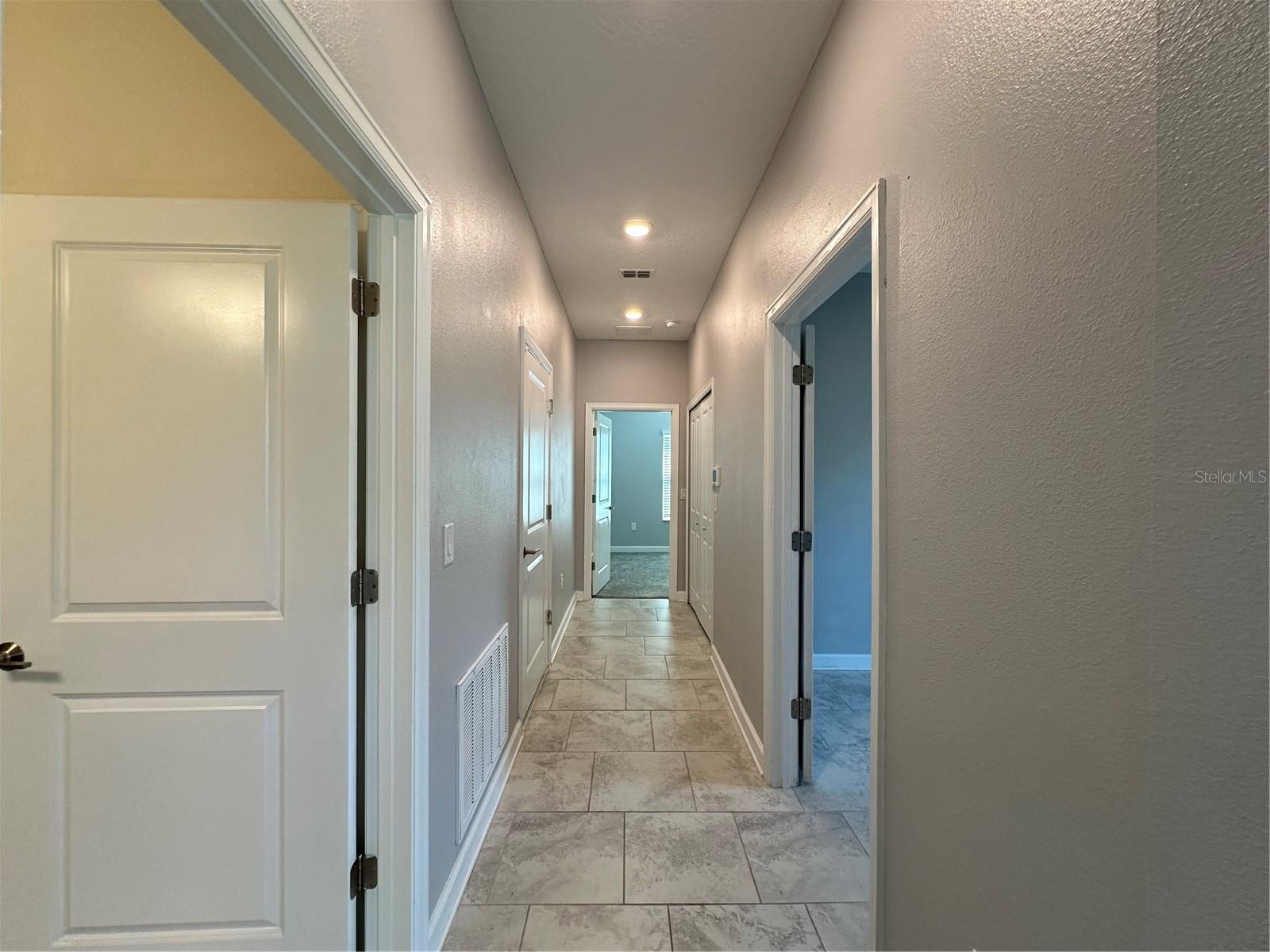 Image 16 of 34 For 1068 Quaker Ridge Lane