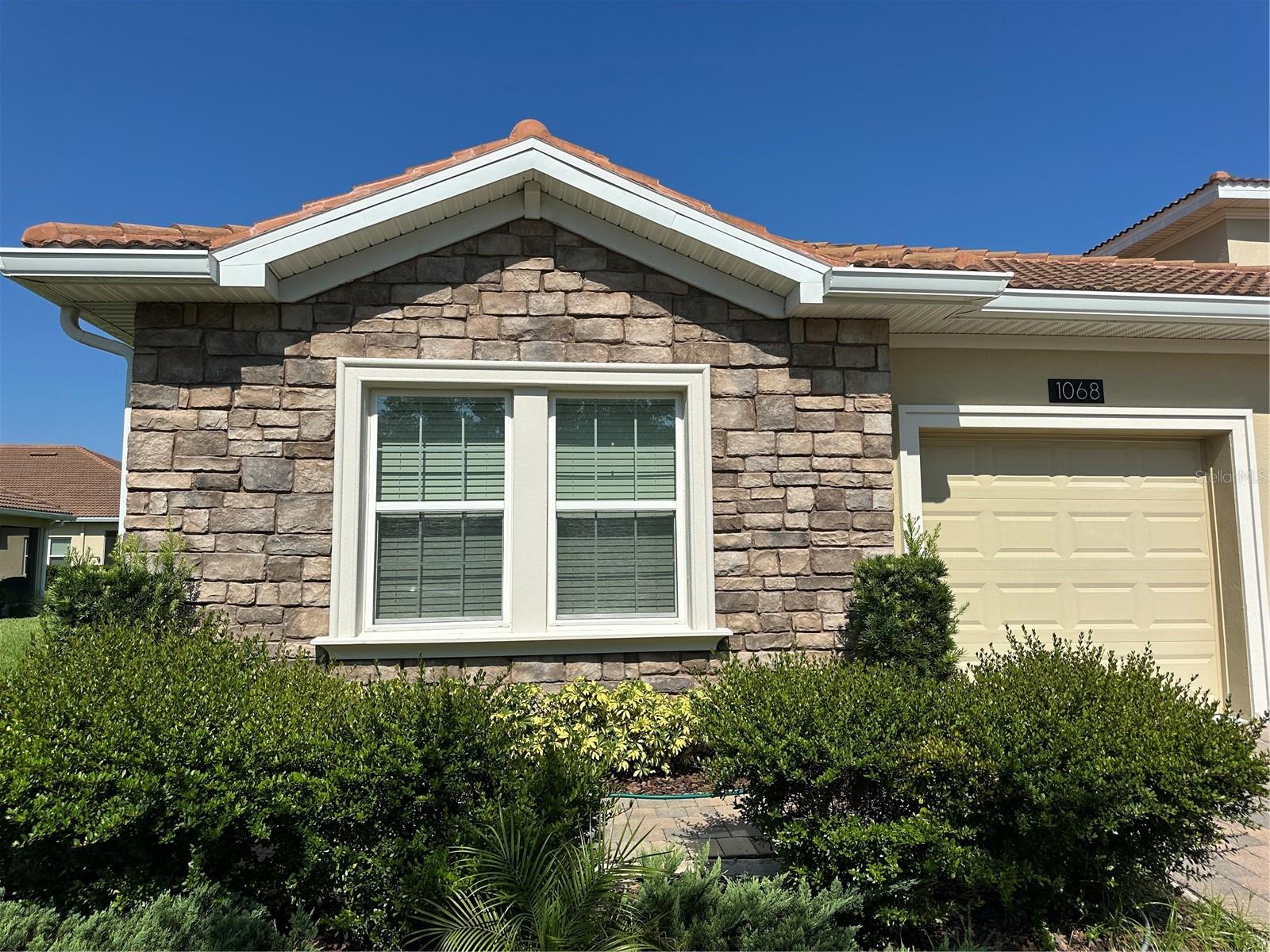 Image 3 of 34 For 1068 Quaker Ridge Lane