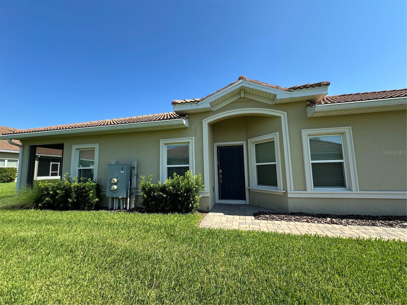 Image 4 of 34 For 1068 Quaker Ridge Lane