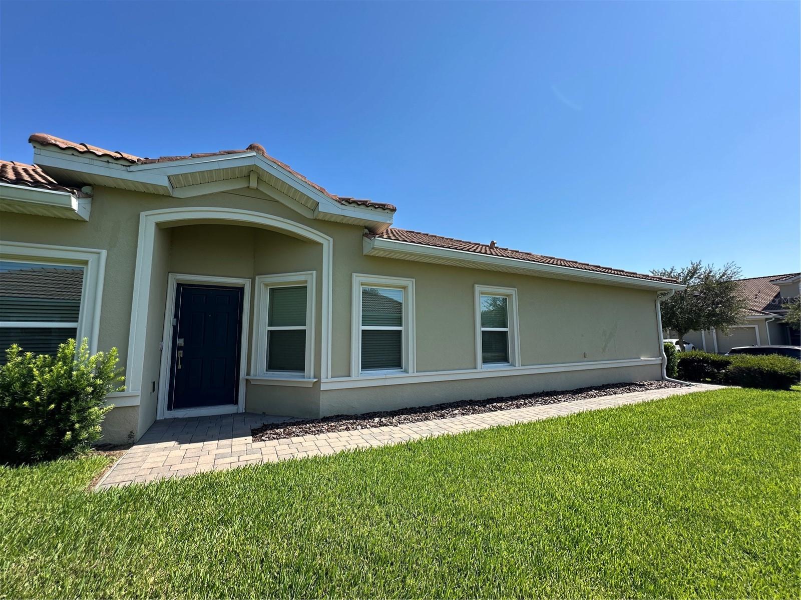 Image 5 of 34 For 1068 Quaker Ridge Lane