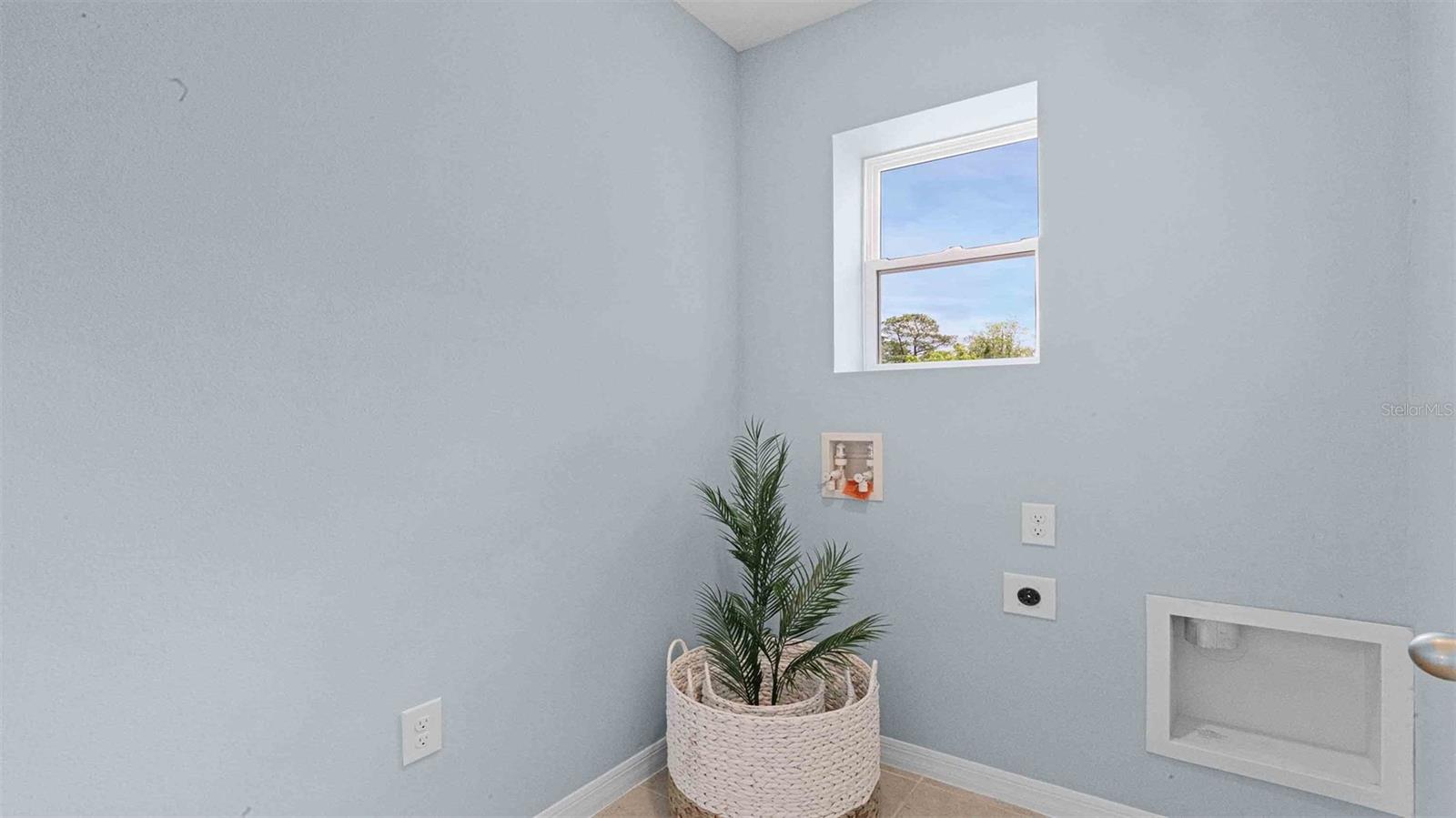 Image 23 of 27 For 2939 Elio Hammock Drive