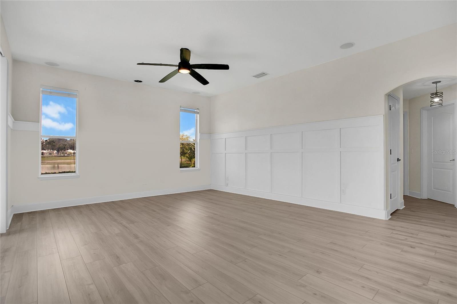 Image 11 of 40 For 505 Alleria Court