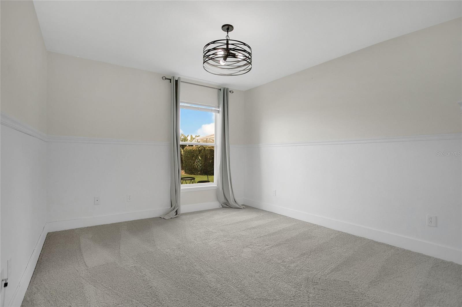 Image 22 of 40 For 505 Alleria Court