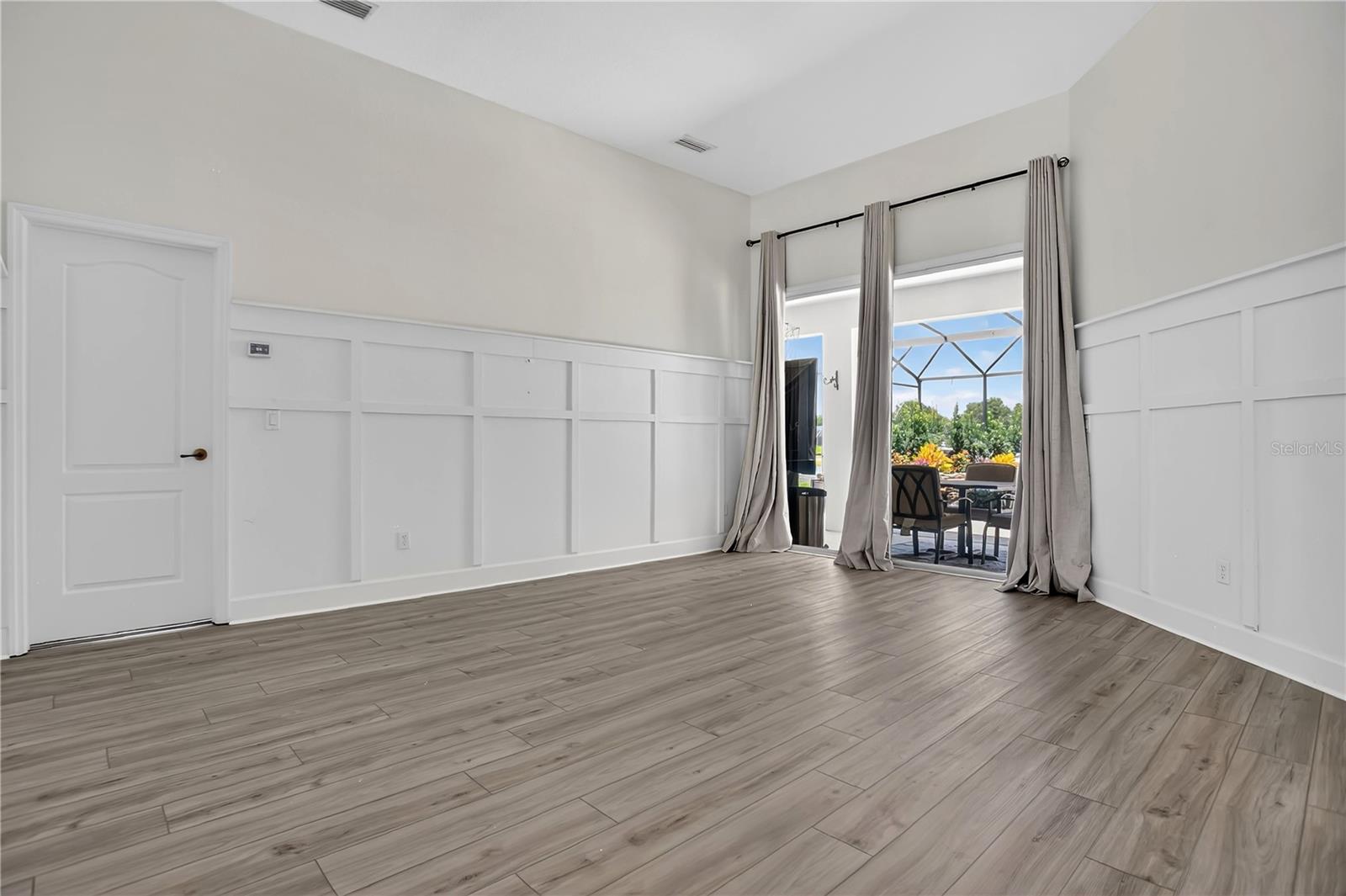 Image 9 of 40 For 505 Alleria Court