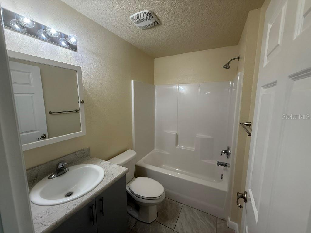 Image 10 of 21 For 1726 Pine View Avenue