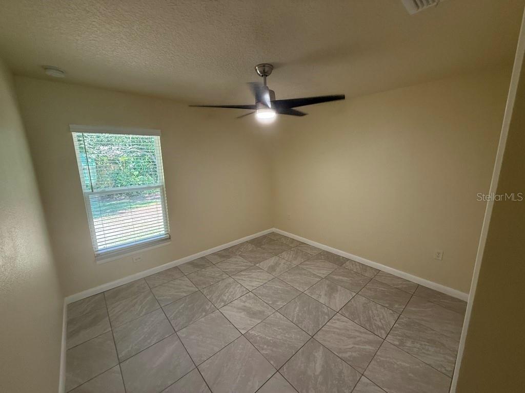Image 9 of 21 For 1726 Pine View Avenue
