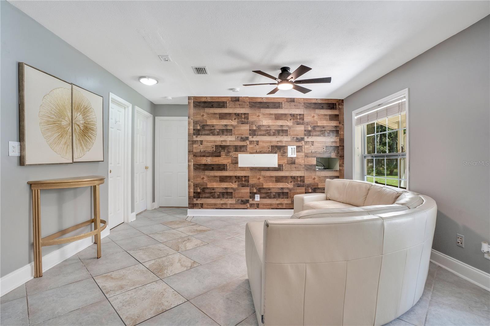 Image 11 of 70 For 2619 Ponkan Road