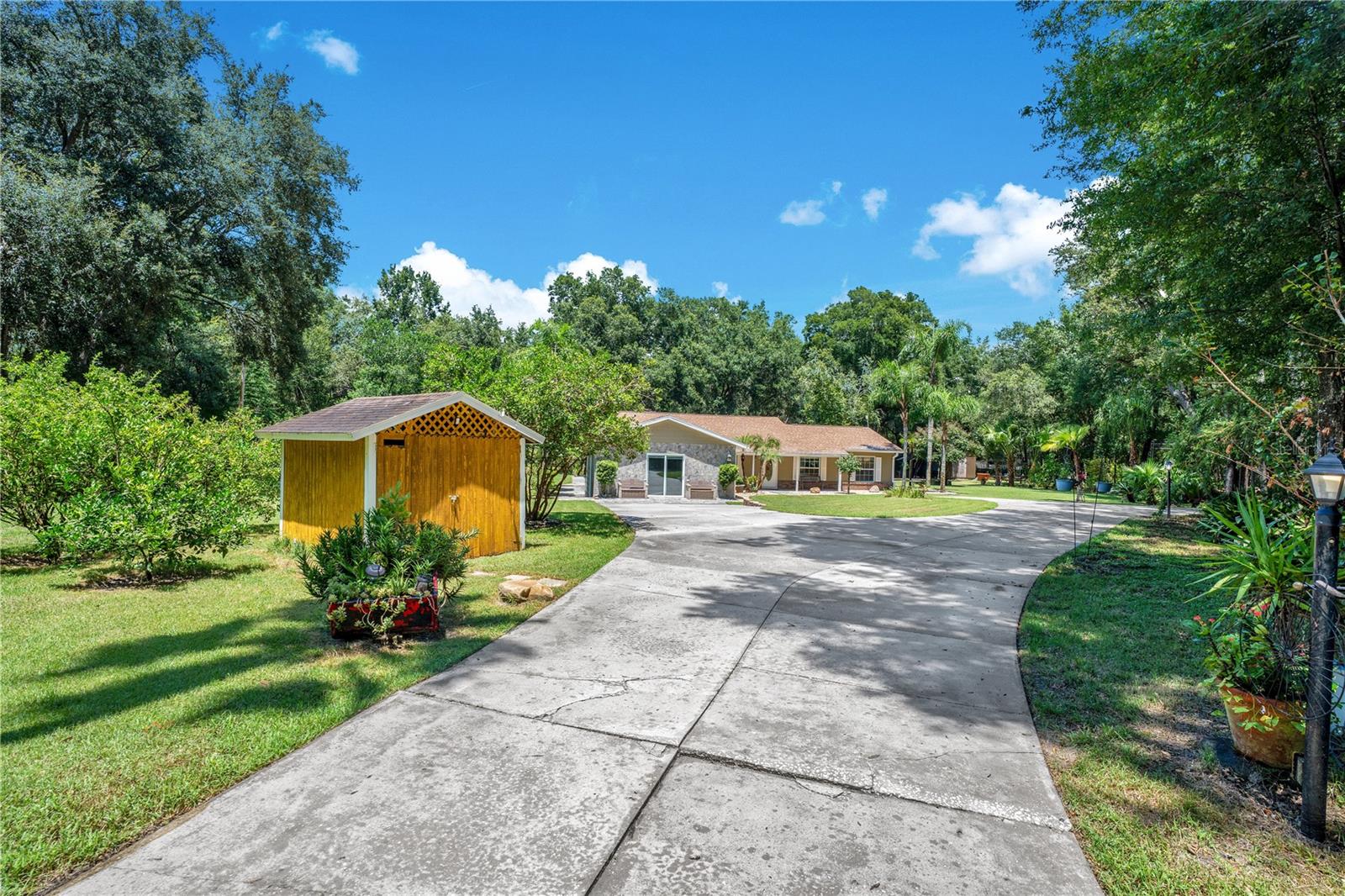 Image 3 of 70 For 2619 Ponkan Road