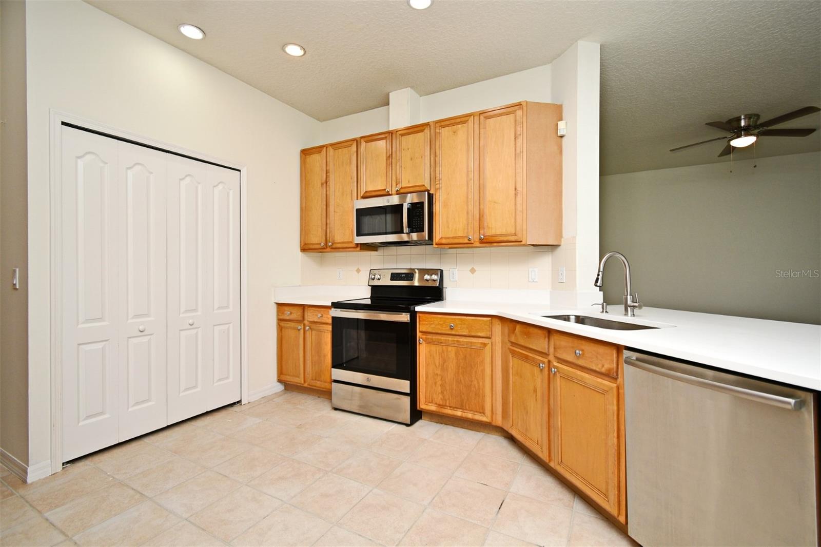Image 22 of 48 For 8029 Bright Court