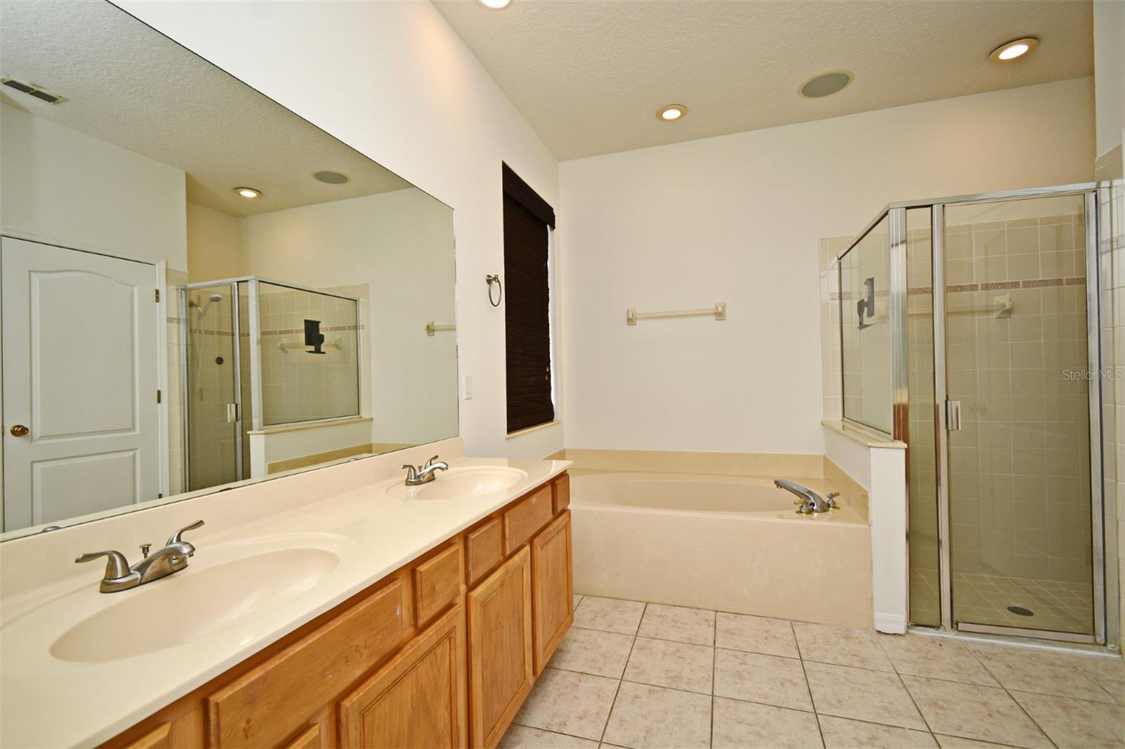 Image 37 of 48 For 8029 Bright Court