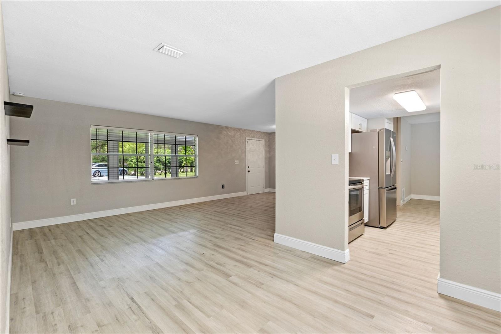 Image 4 of 30 For 1008 Pine Meadows Golf Course Road