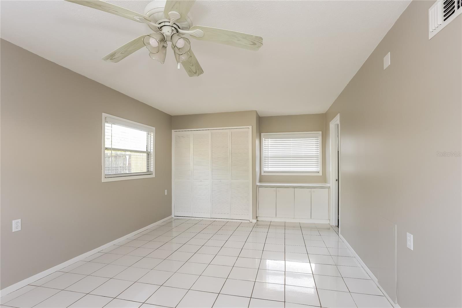 Image 7 of 16 For 3032 40th Avenue N