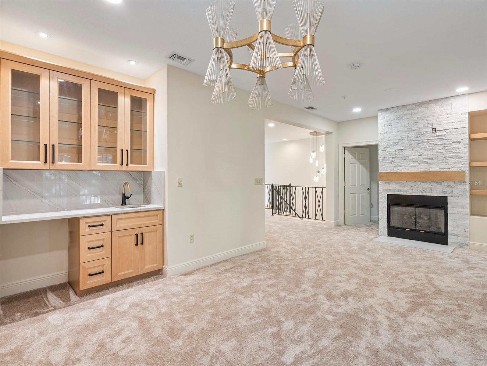Image 17 of 28 For 1223 Country Club Oaks Circle