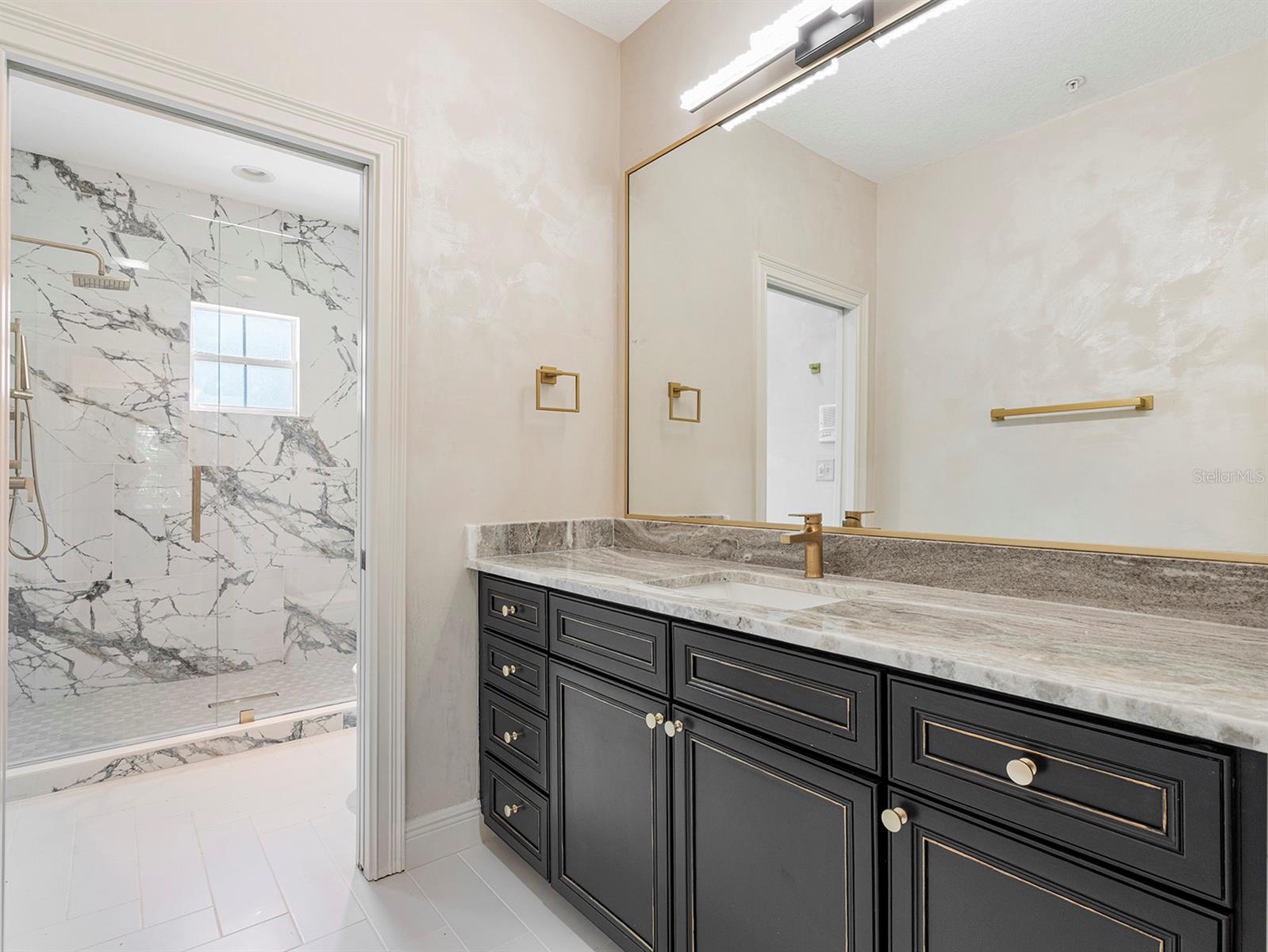 Image 21 of 28 For 1223 Country Club Oaks Circle