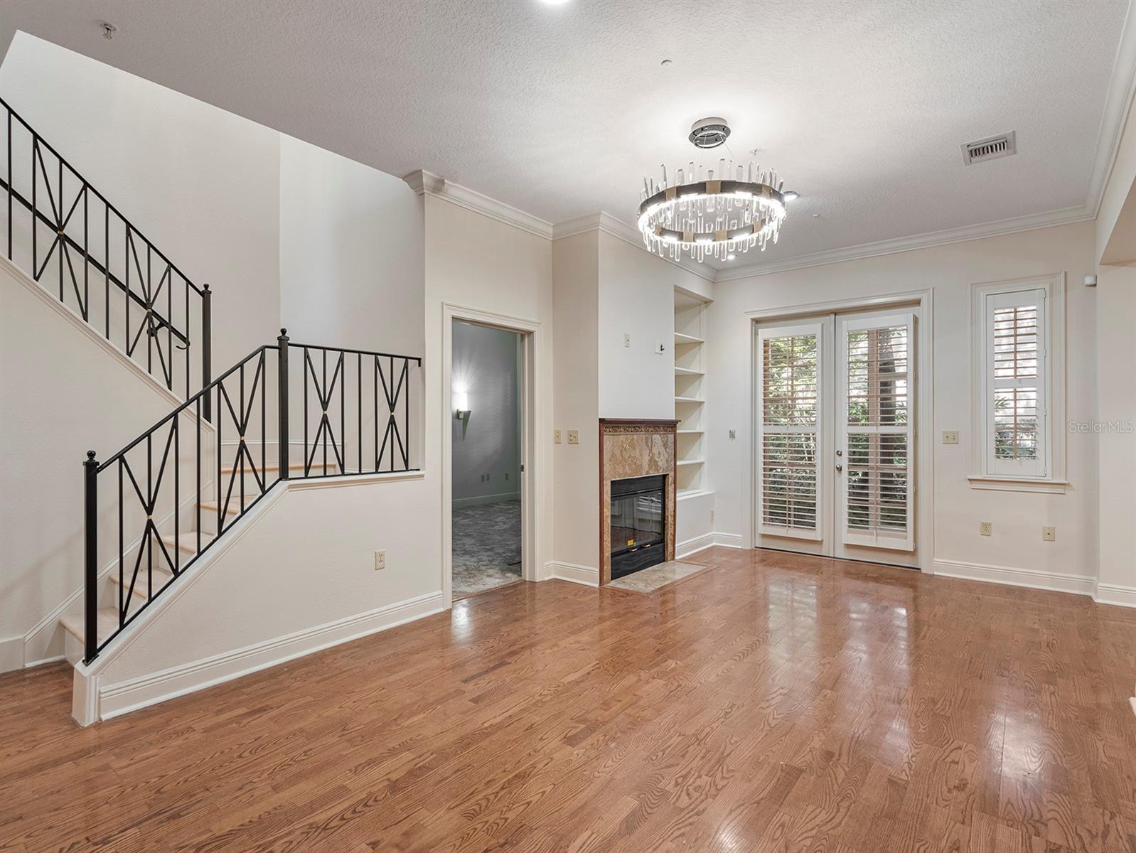 Image 4 of 28 For 1223 Country Club Oaks Circle