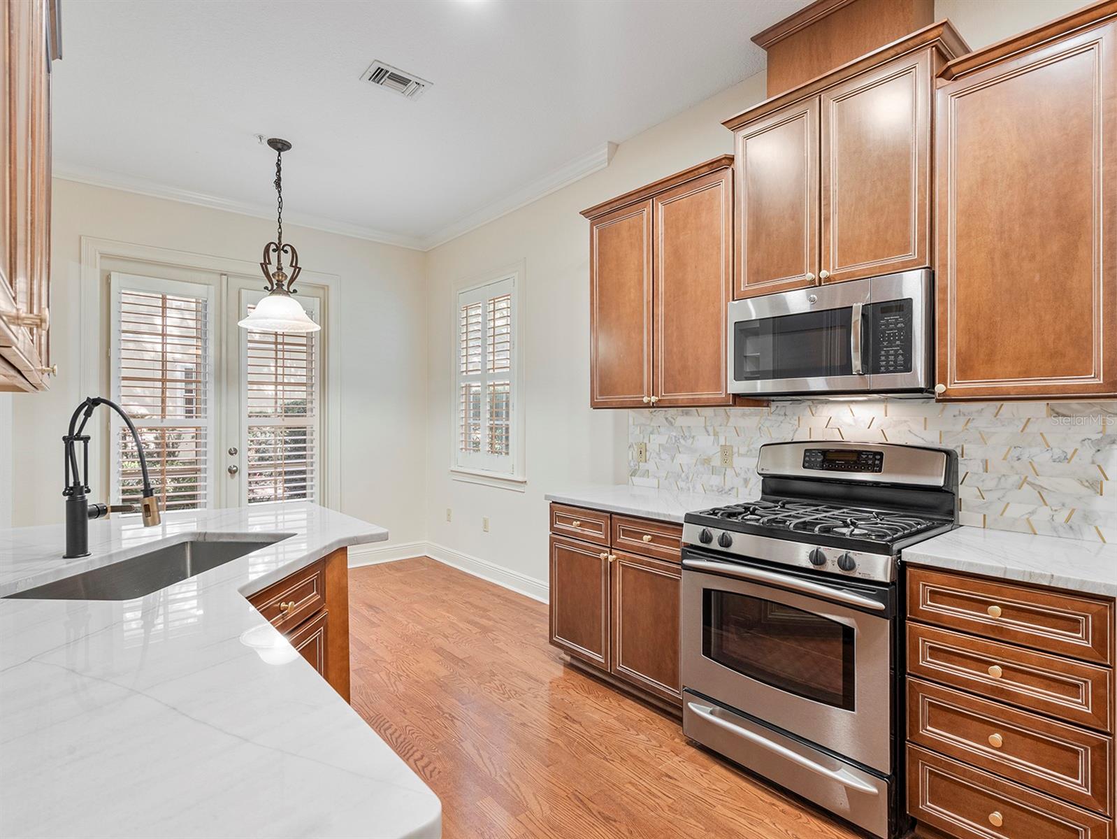 Image 7 of 28 For 1223 Country Club Oaks Circle