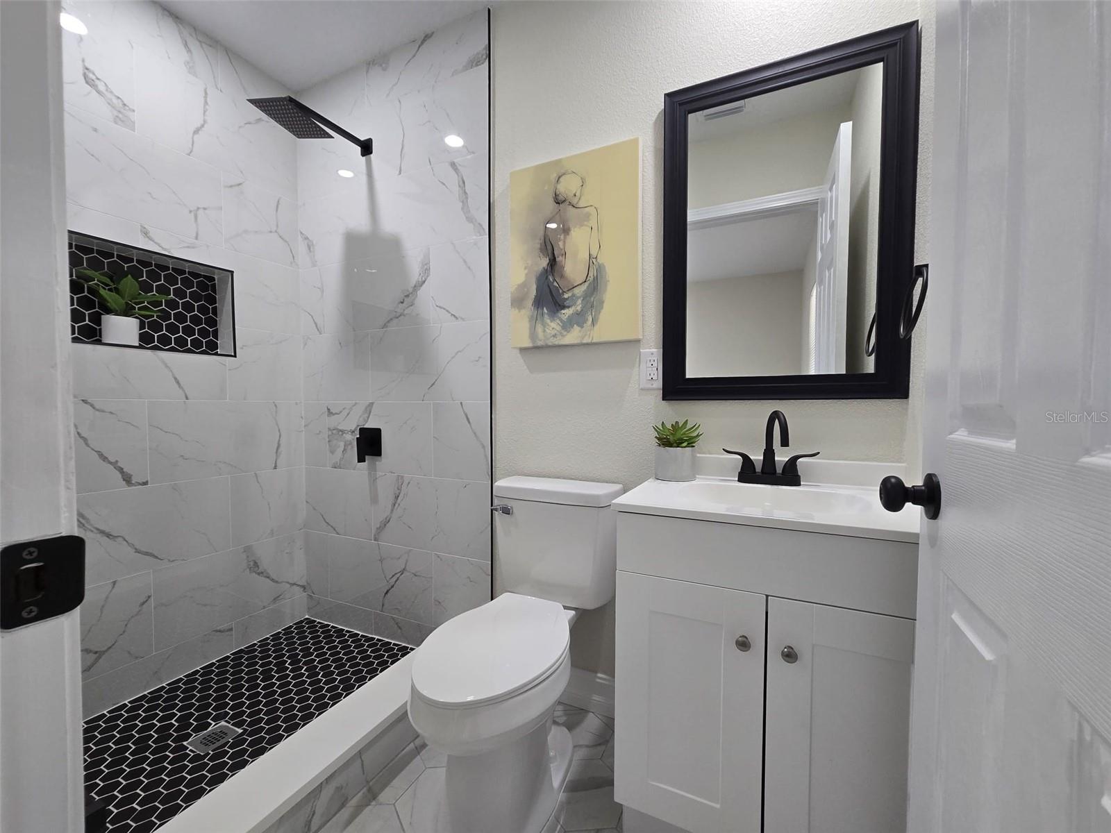 Image 3 of 10 For 38910 Merrell Avenue