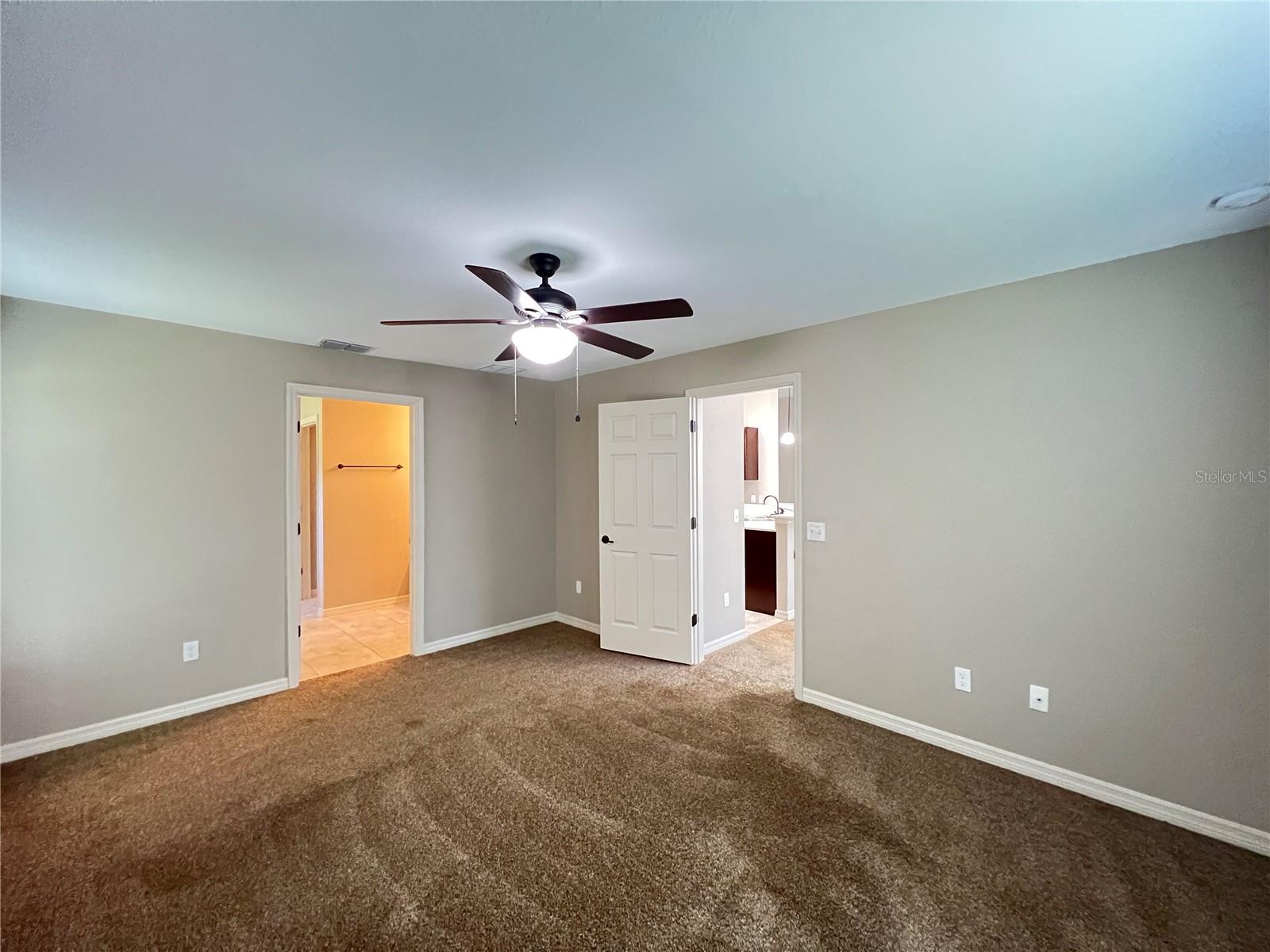 Image 16 of 27 For 16096 25th Terrace