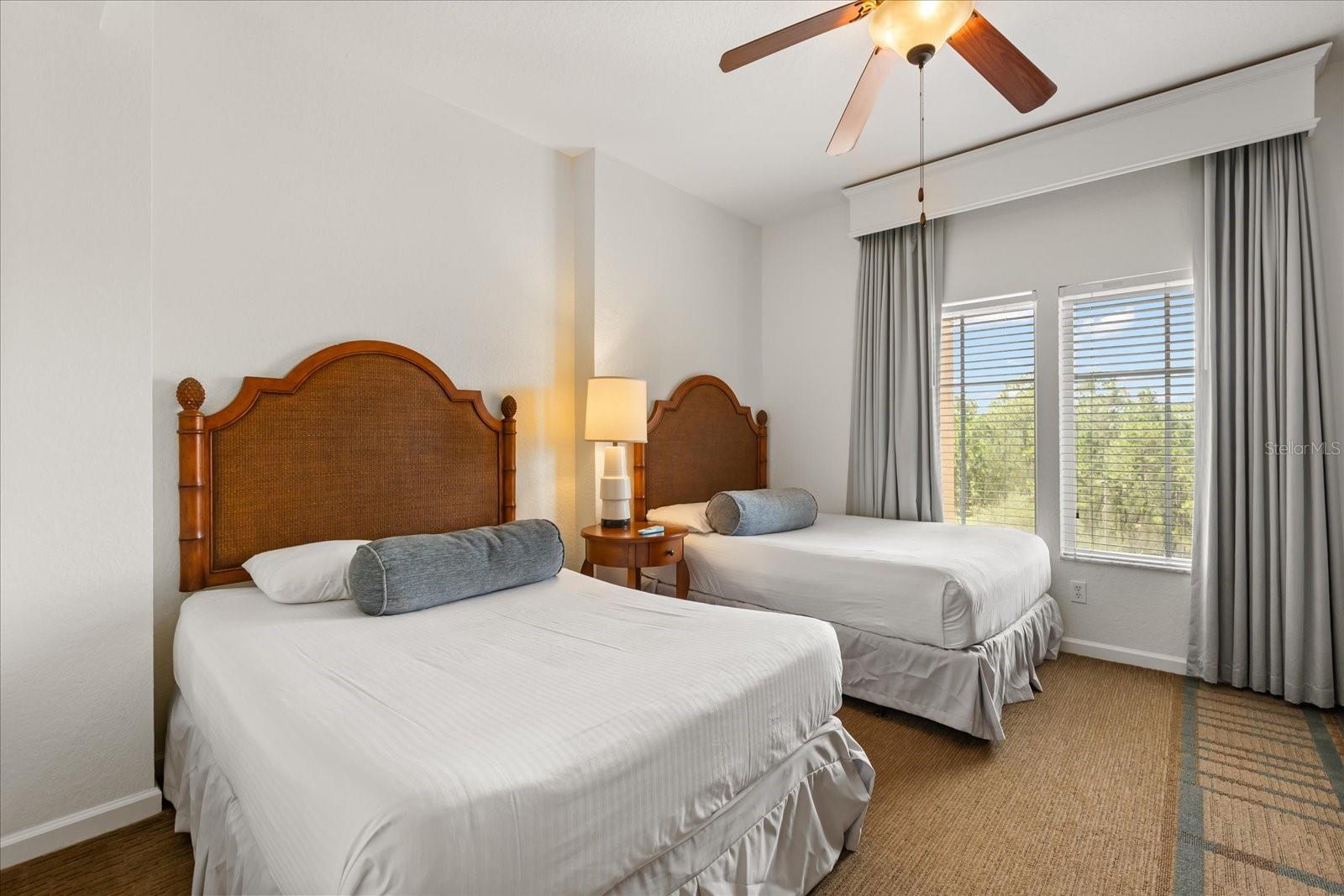 Image 15 of 24 For 8125 Resort Village Drive 5403