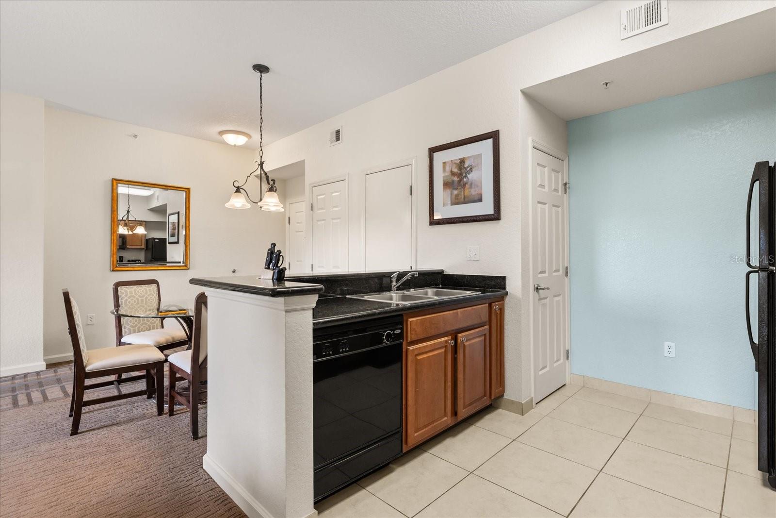 Image 7 of 24 For 8125 Resort Village Drive 5403