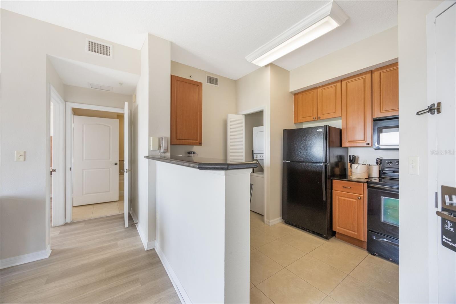 Image 14 of 45 For 7383 Universal Boulevard 1111