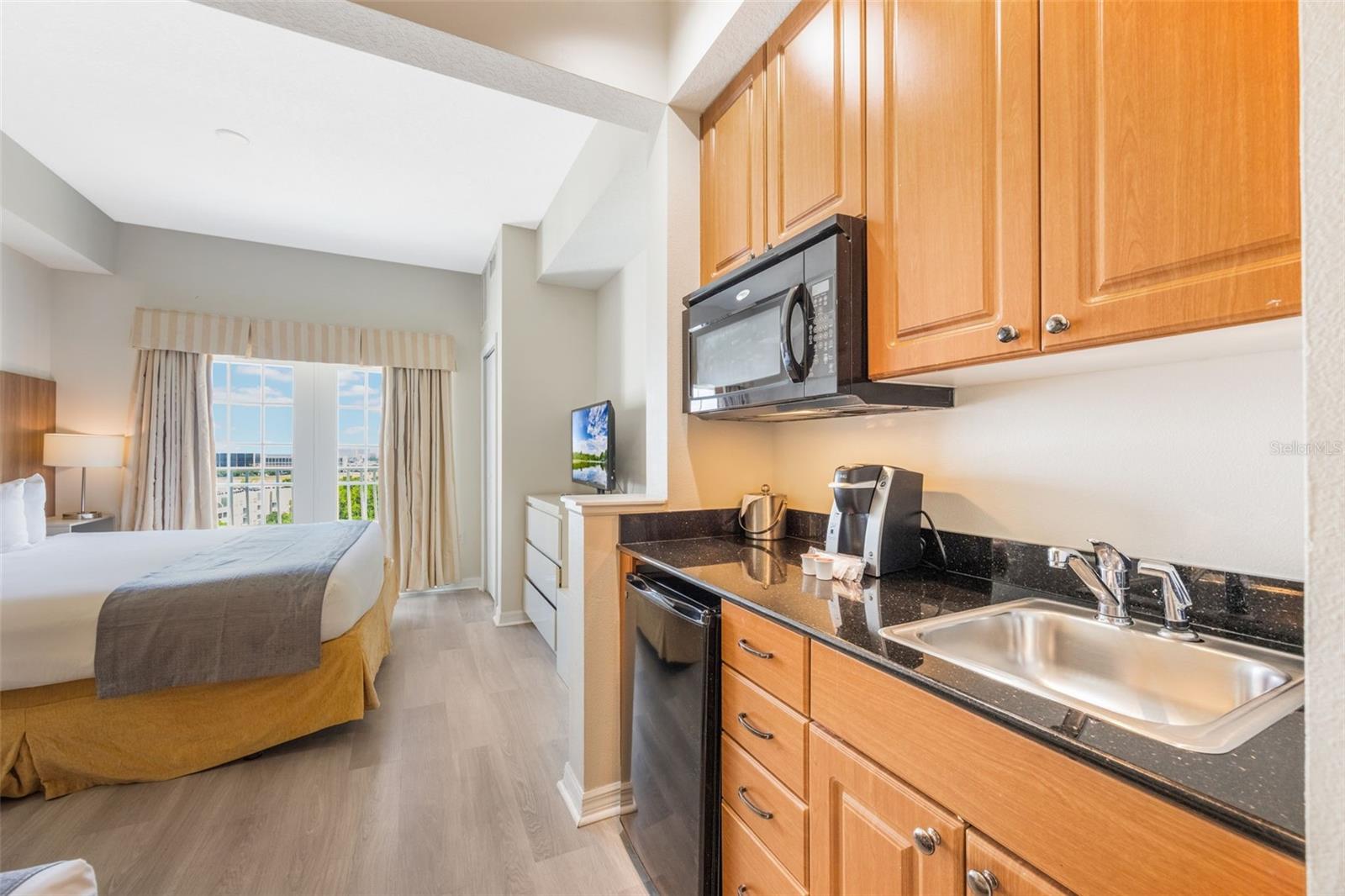 Image 18 of 45 For 7383 Universal Boulevard 1111