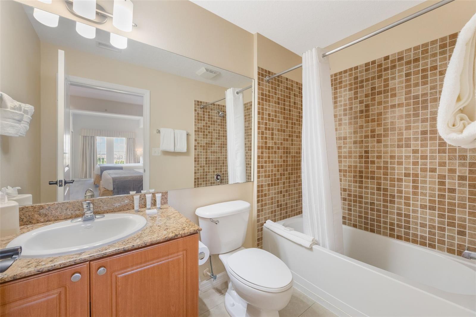 Image 32 of 45 For 7383 Universal Boulevard 1111