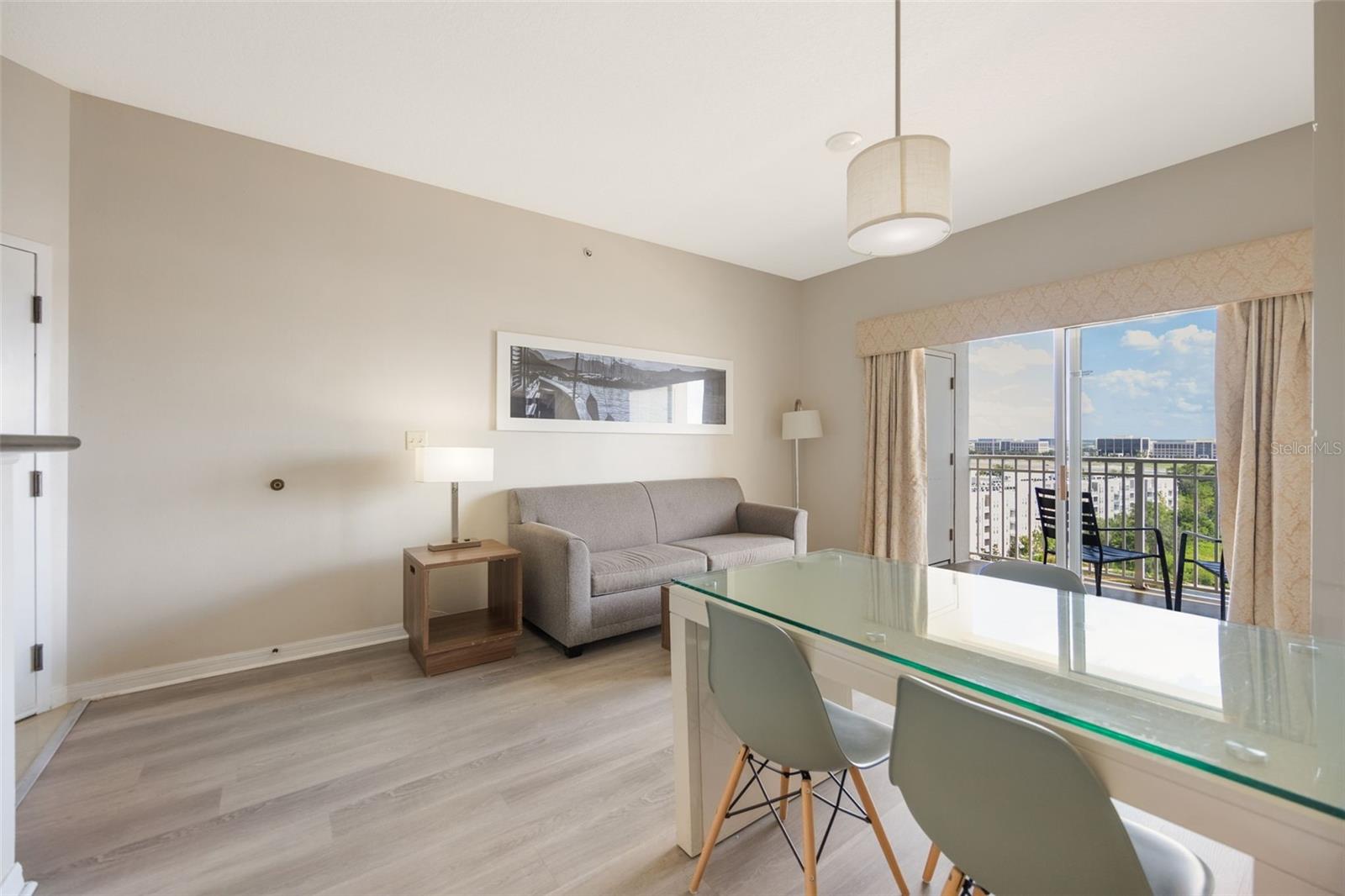 Image 36 of 45 For 7383 Universal Boulevard 1111