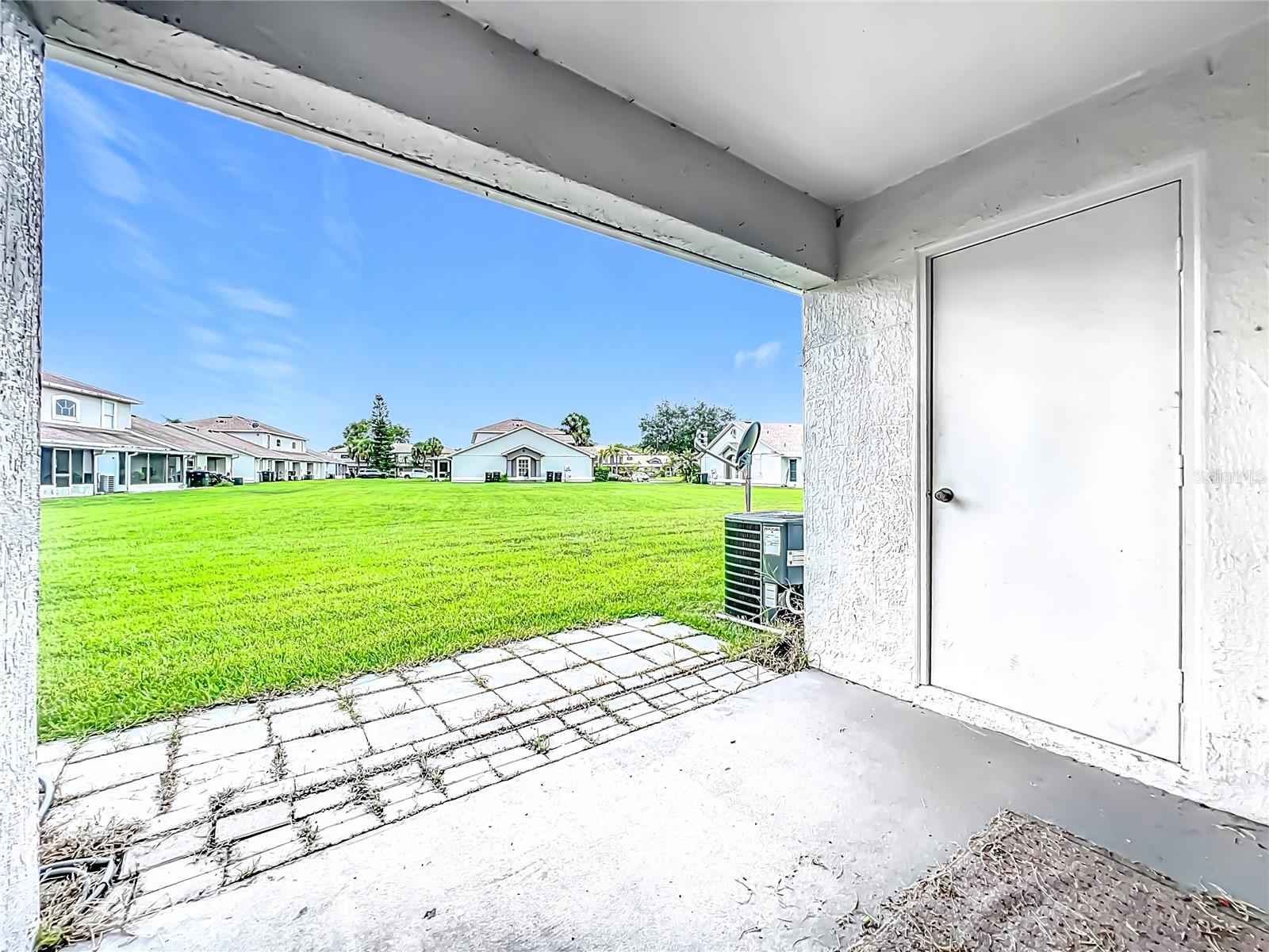 Image 24 of 36 For 14851 Laguna Beach Circle