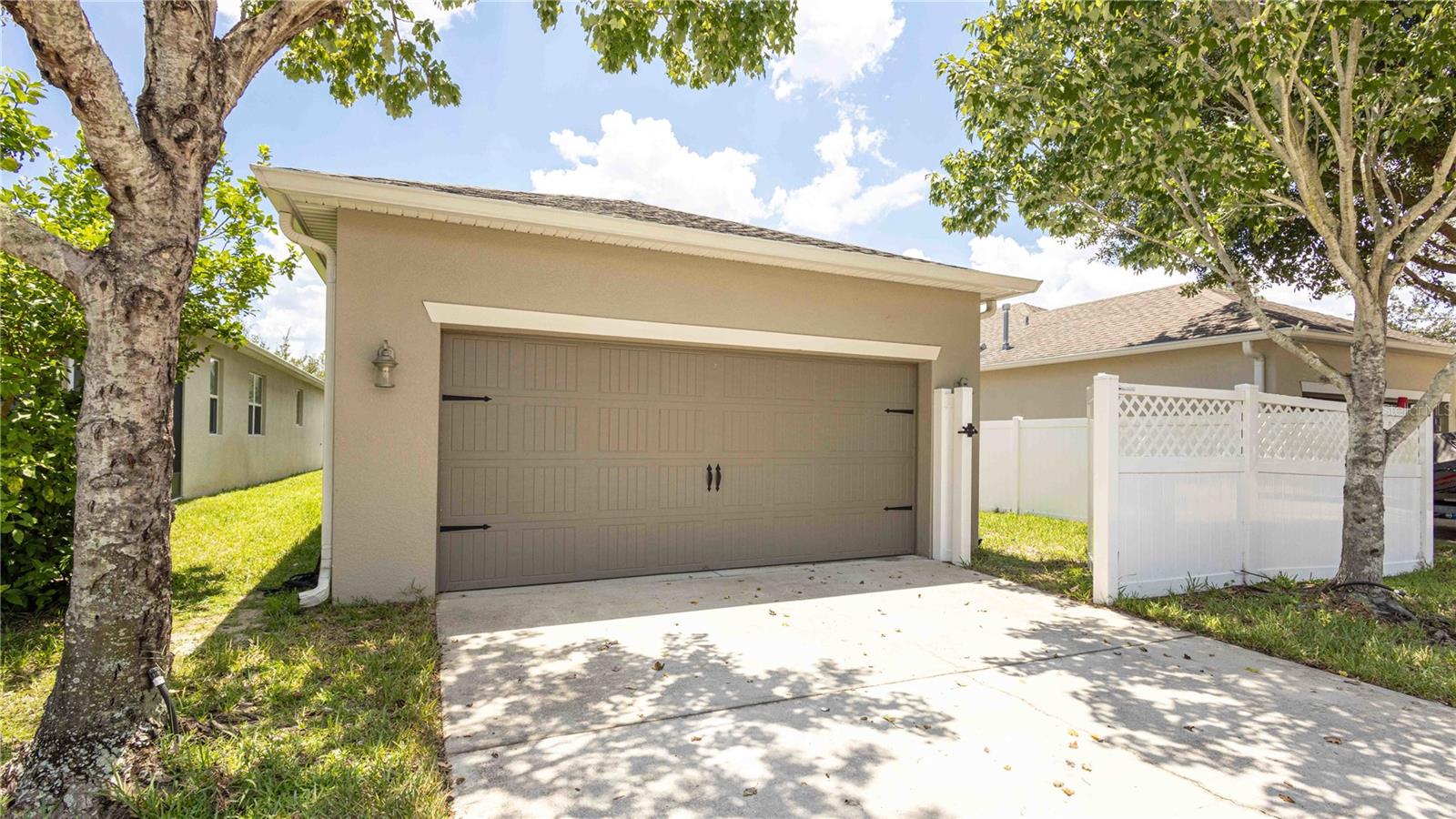 Image 37 of 46 For 14671 Bahama Swallow Boulevard