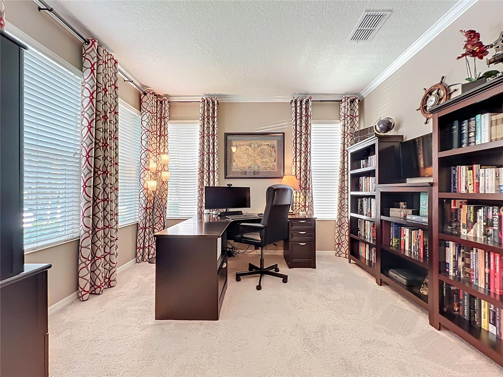 Image 10 of 68 For 11420 Center Lake Drive