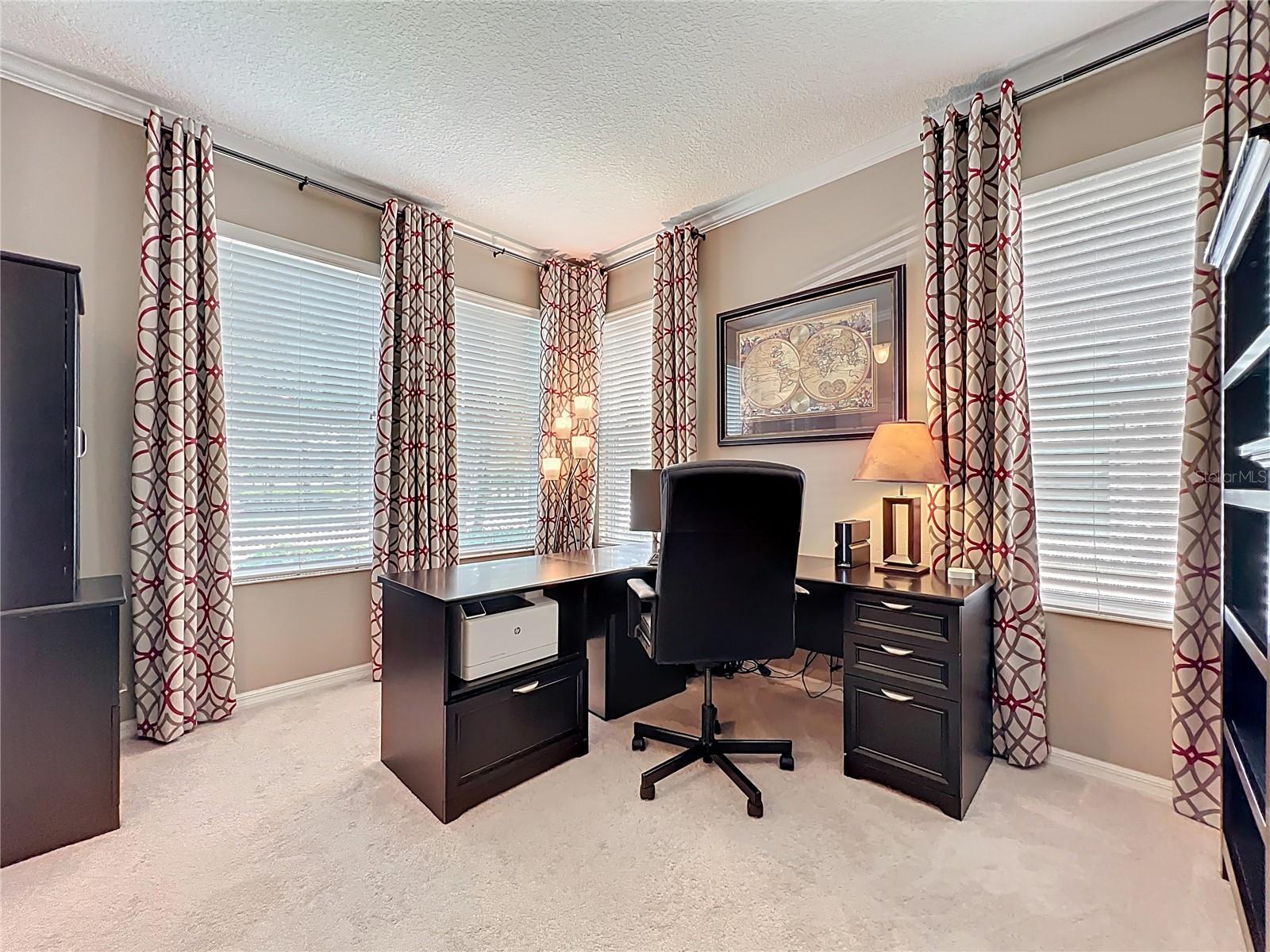 Image 13 of 68 For 11420 Center Lake Drive