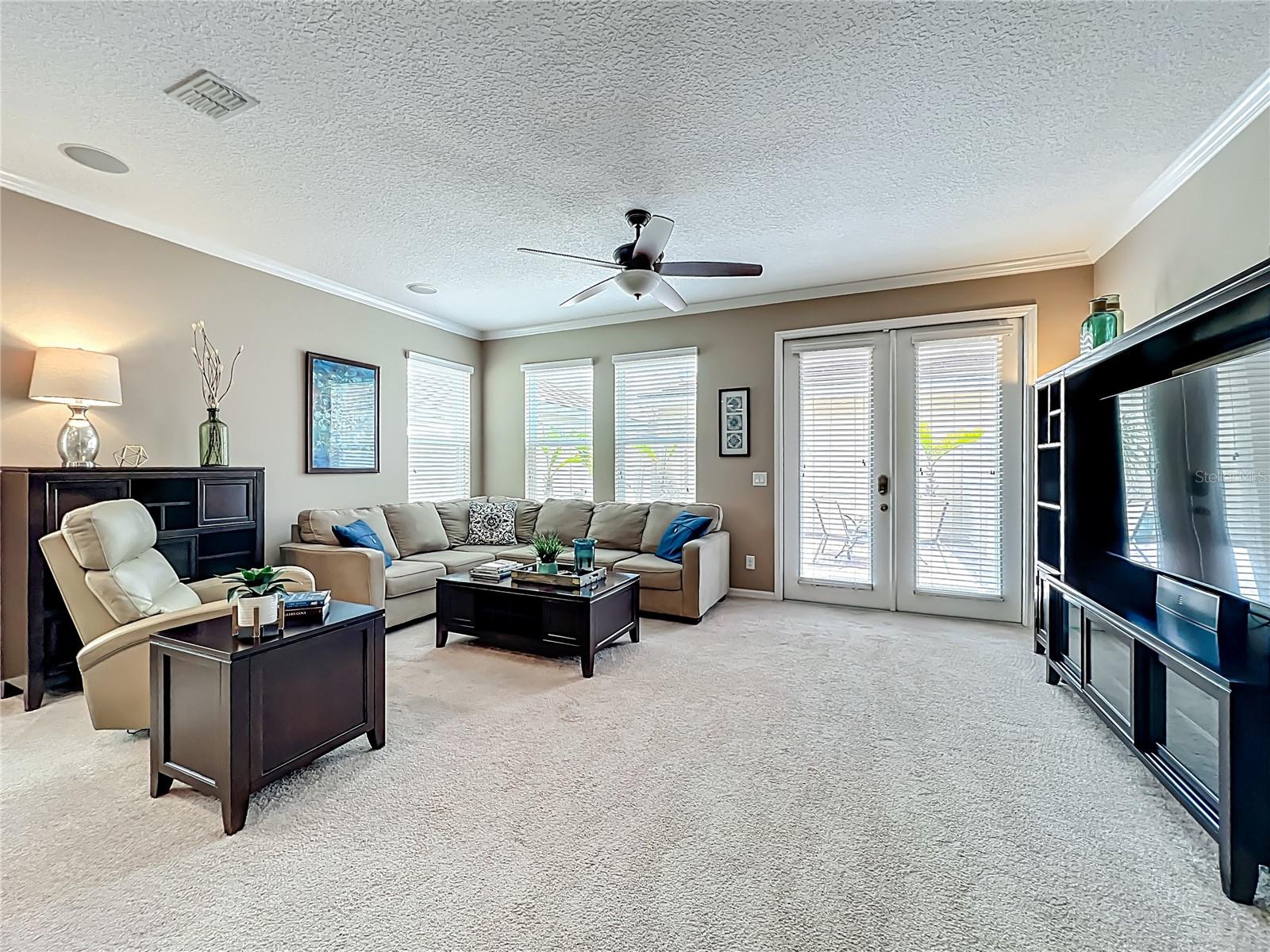 Image 23 of 68 For 11420 Center Lake Drive