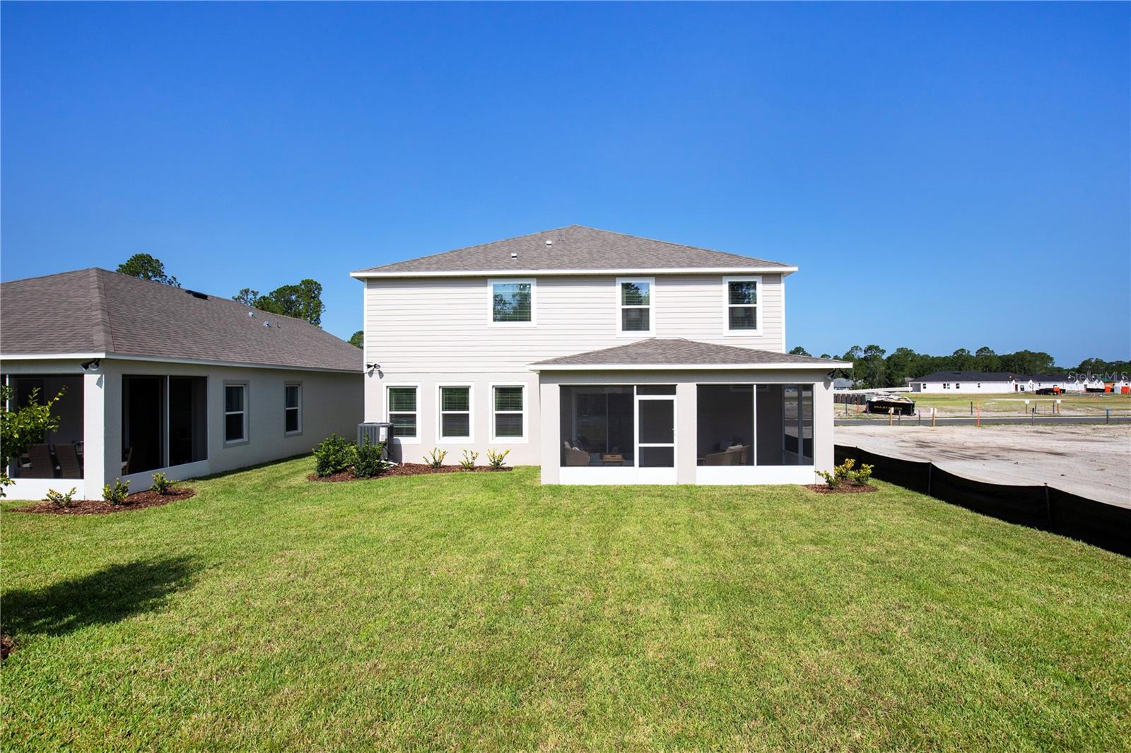 Image 33 of 41 For 34 Enclave Avenue
