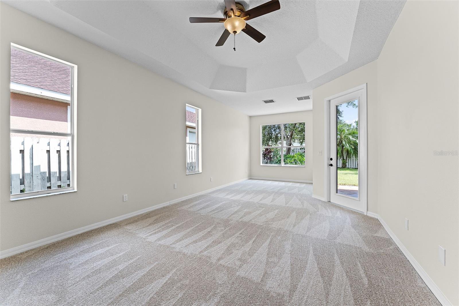 Image 16 of 34 For 6948 Remington View Court