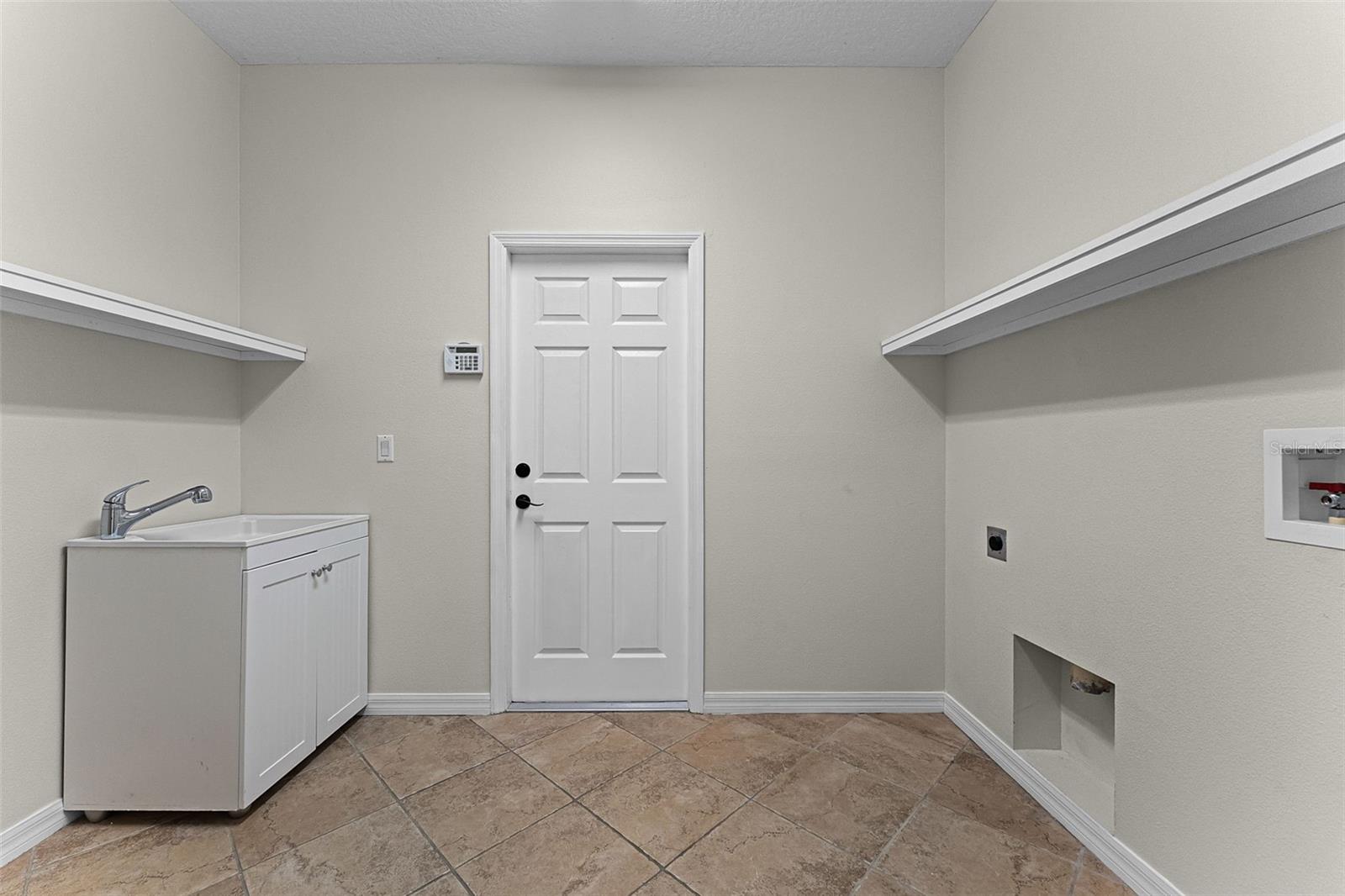 Image 22 of 34 For 6948 Remington View Court