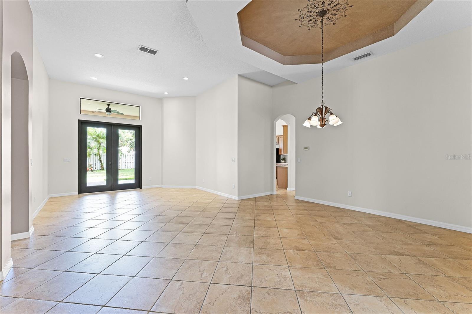 Image 4 of 34 For 6948 Remington View Court