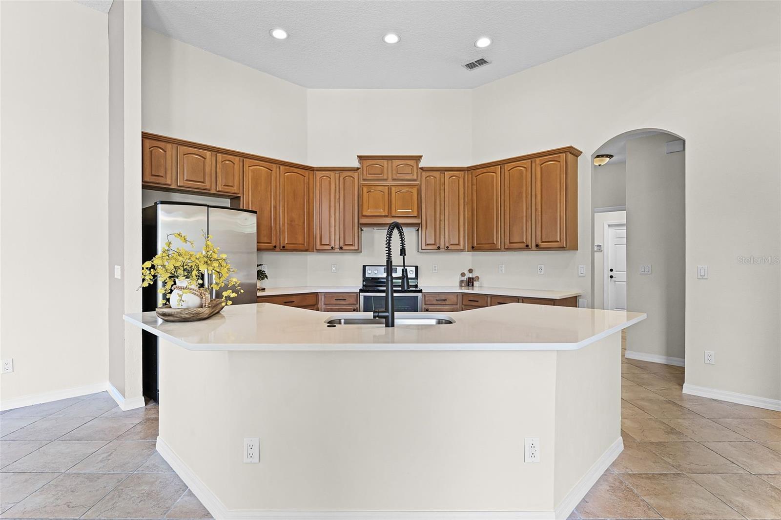 Image 6 of 34 For 6948 Remington View Court