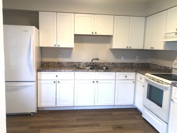 Image 6 of 13 For 2419 Cedar Avenue B