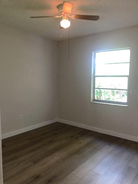 Image 7 of 13 For 2419 Cedar Avenue B