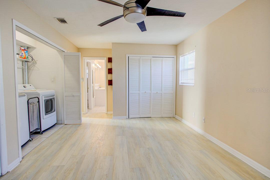 Image 39 of 66 For 22 Plaza Drive