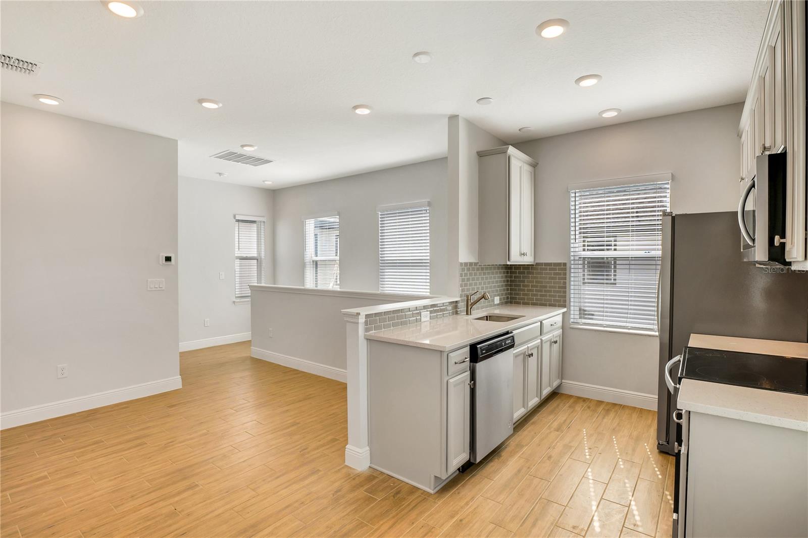 Image 6 of 11 For 6547 Rover Way