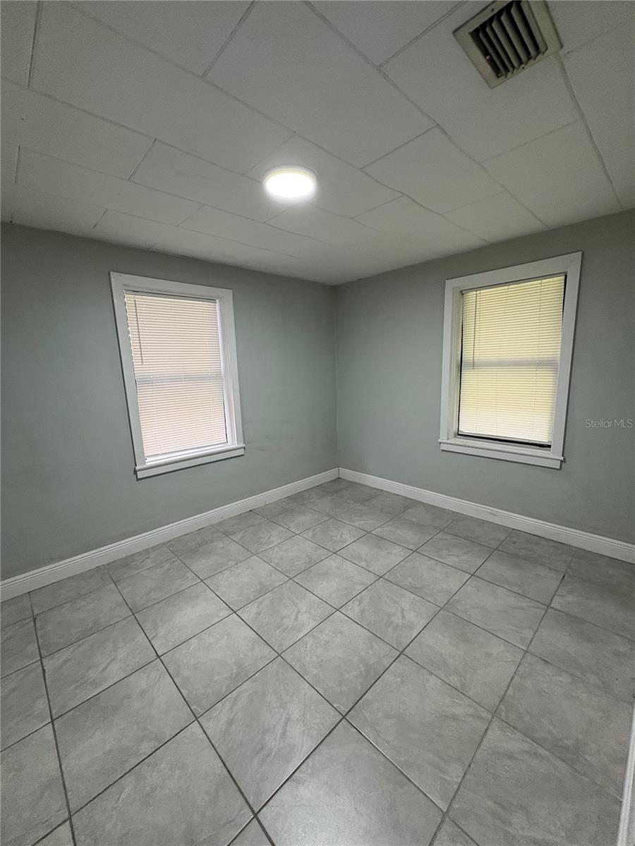 Image 10 of 16 For 1395 Neptune Road A