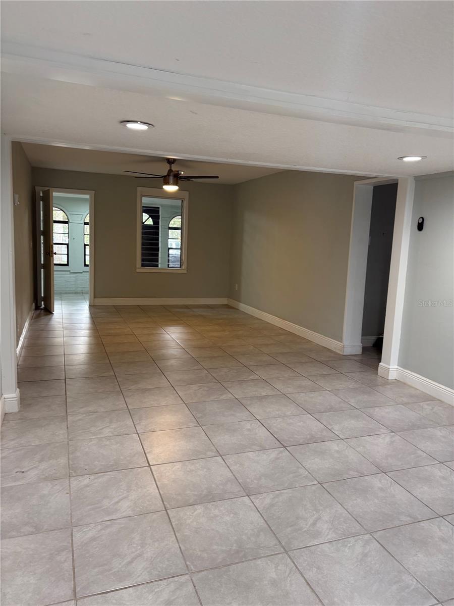 Image 12 of 16 For 1395 Neptune Road A