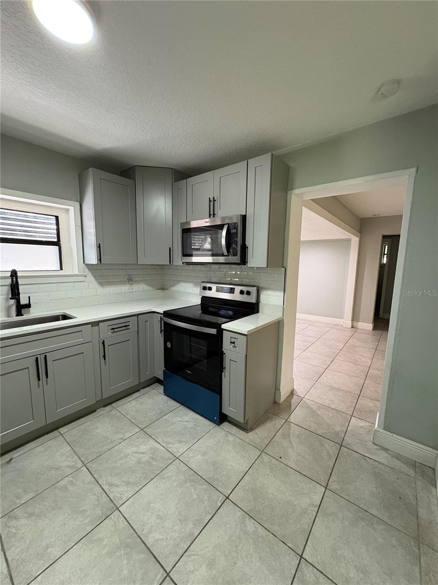 Image 6 of 16 For 1395 Neptune Road A